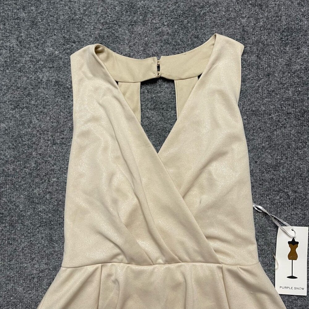 Purple Snow Womens Romper Solid Beige Surplice Neck Sleeveless Open Back S New - Picture 4 of 10